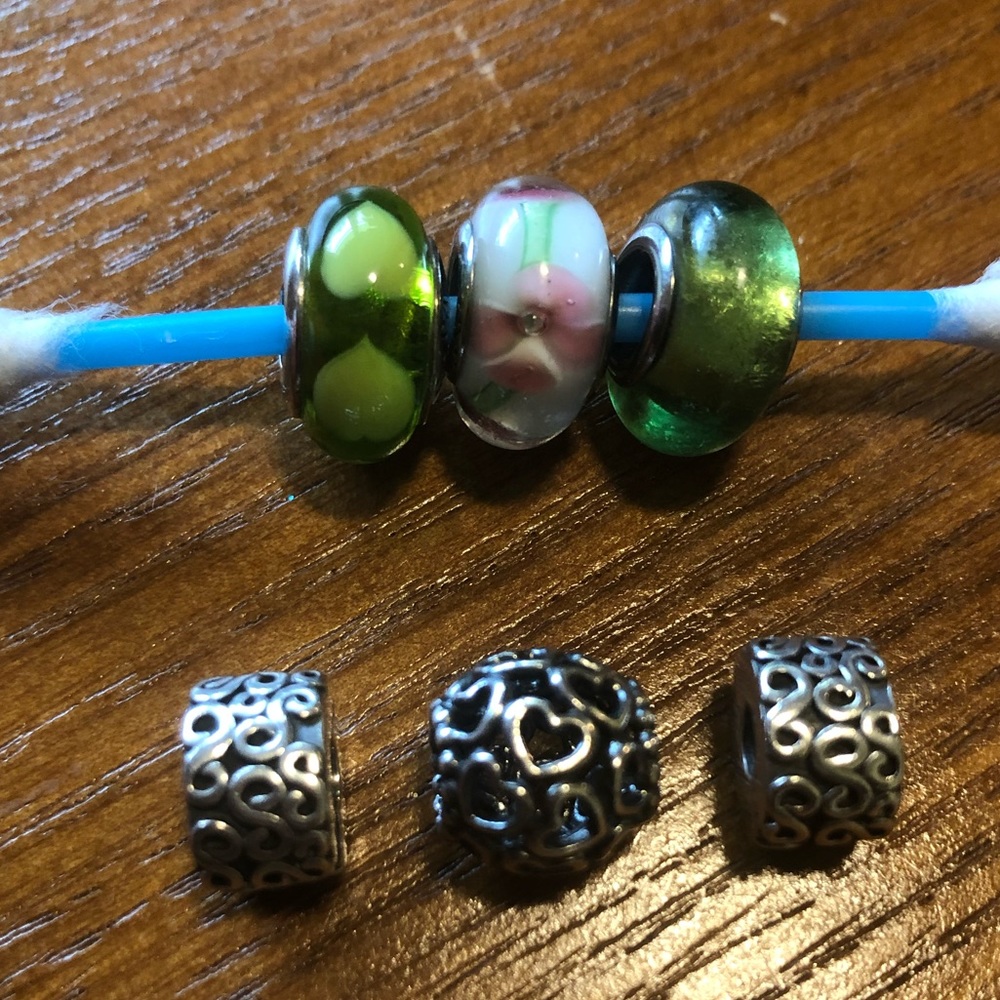 PANDORA Clips and Charms